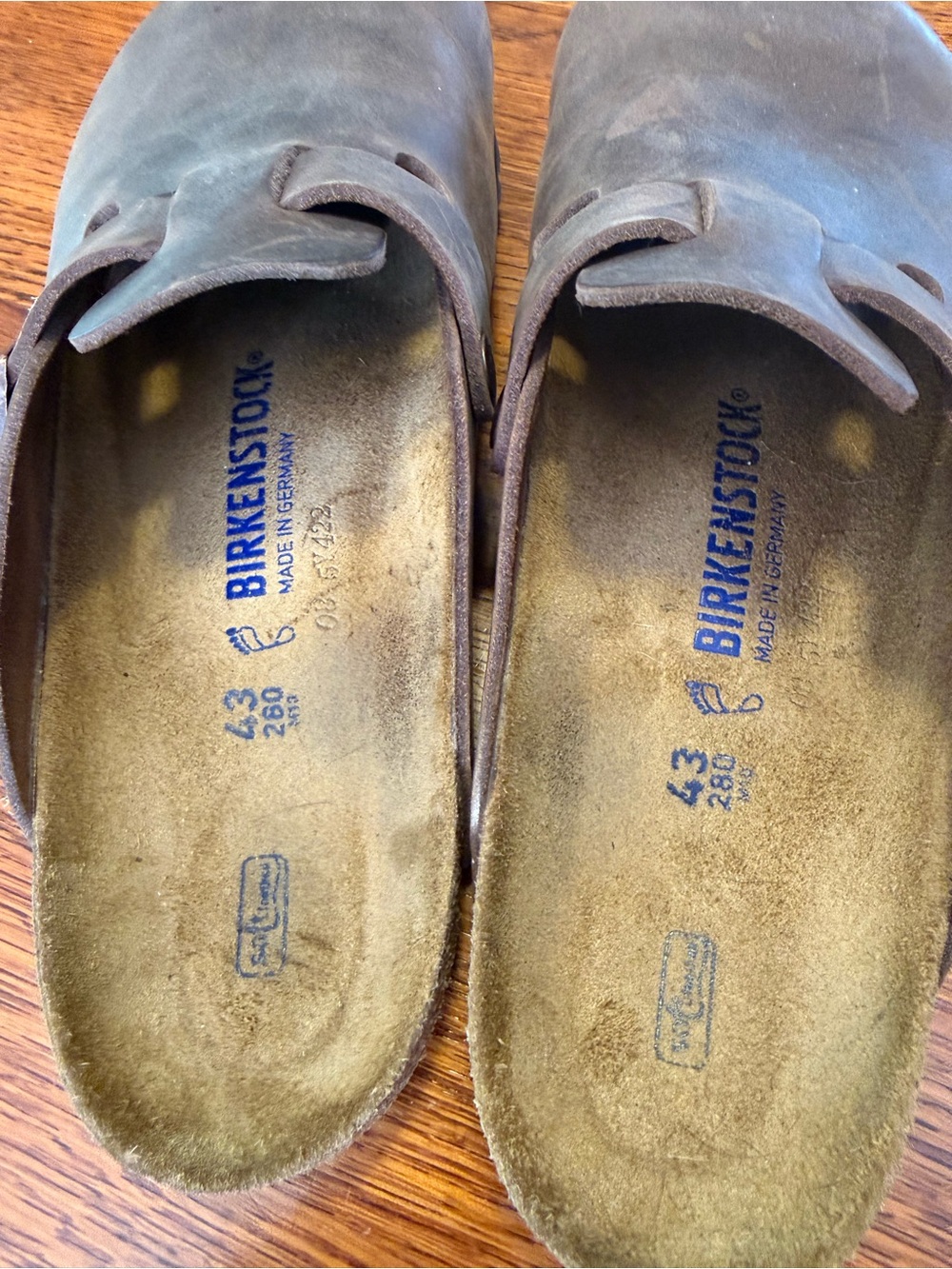 Birkenstock Boston Oiled Leather Adjustable Buckle Clog - Picture 4 of 4